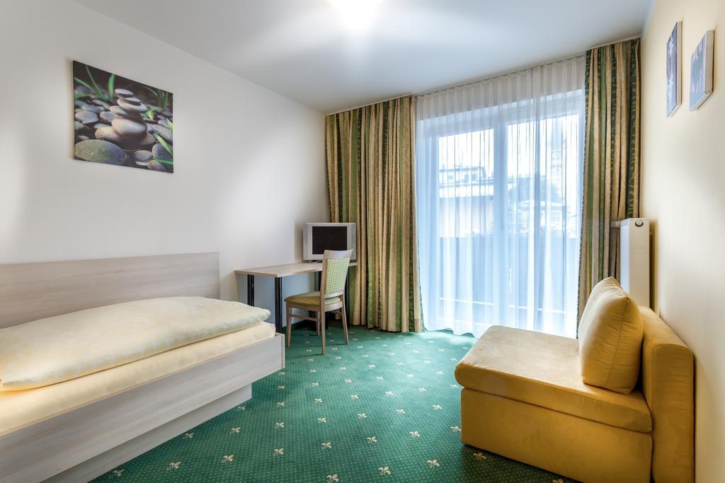 Pension Gstrein Bad Hofgastein Room photo